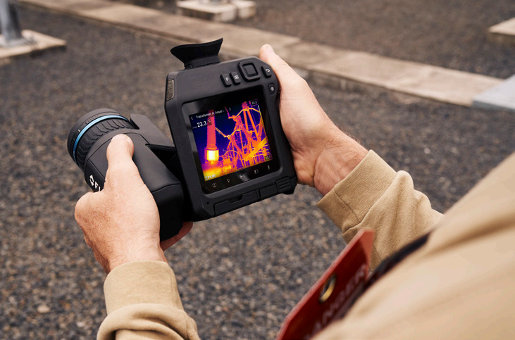FLIR T860带有取景器(图1)