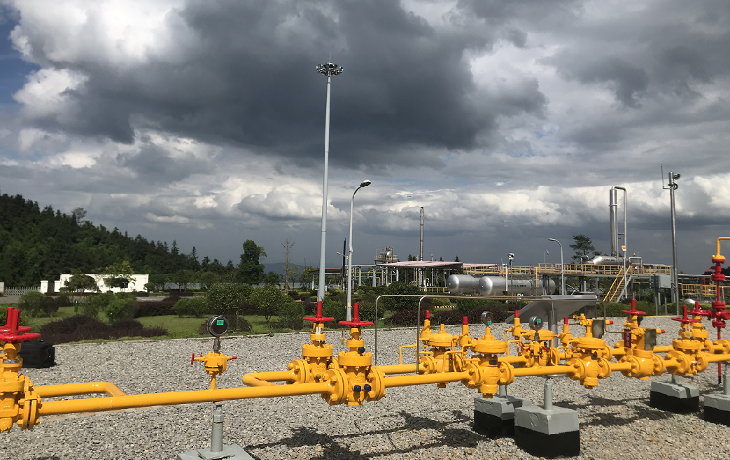 某石油油气田企业超声波流量计安装 (图1)